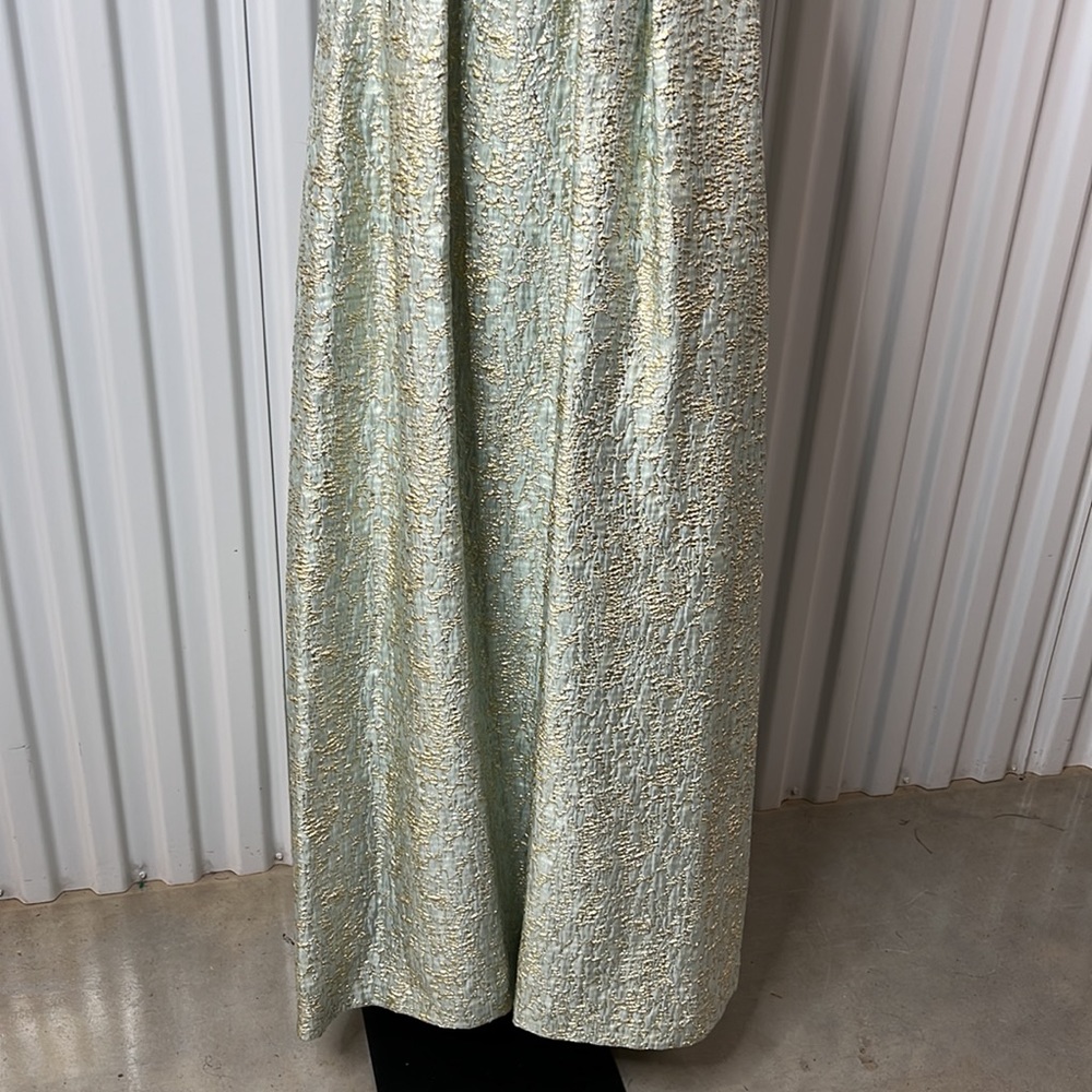 Platinum by Shelli Segal Formal Gown. Preowned - Picture 3 of 10